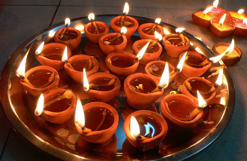 coconut oil for lighting diya